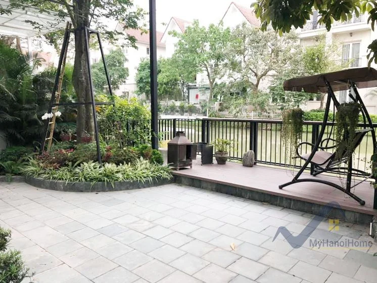 Xem ảnh 4: Ảnh 4: Bán biệt thự Vinhomes Riverside Hoa Sữa song lập hoàn thiện