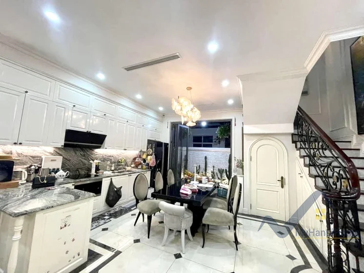 Xem ảnh 5: Ảnh 5: Bán liền kề Vinhomes Harmony bên hồ, hoàn thiện nội thất