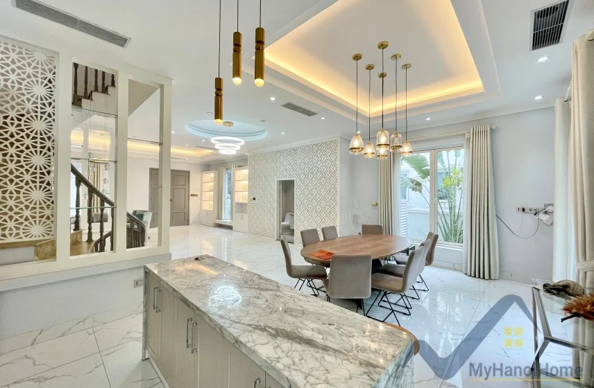 Xem ảnh 9: Ảnh 9: Biệt thự Bằng Lăng Vinhomes Riverside cho thuê full nội thất