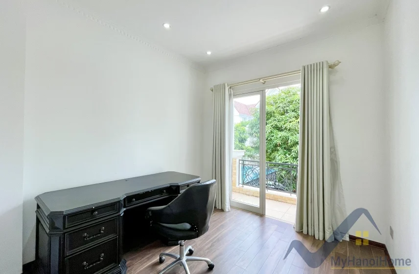 Xem ảnh 12: Ảnh 12: Biệt thự Bằng Lăng Vinhomes Riverside cho thuê full nội thất