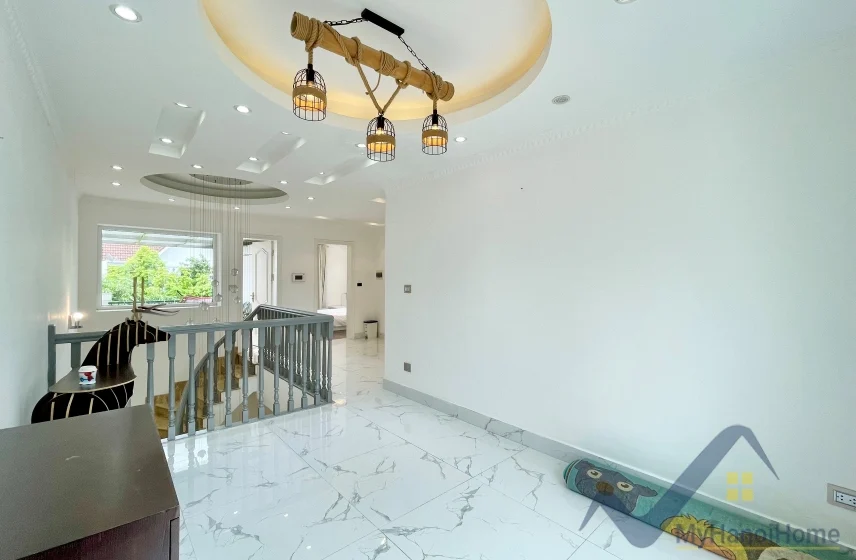 Xem ảnh 18: Ảnh 18: Biệt thự Bằng Lăng Vinhomes Riverside cho thuê full nội thất