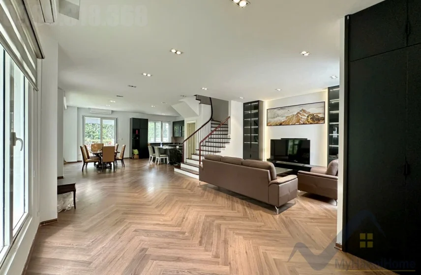 Xem ảnh 2: Ảnh 2: Biệt thự căn góc đơn lập Vinhomes Riverside cho thuê