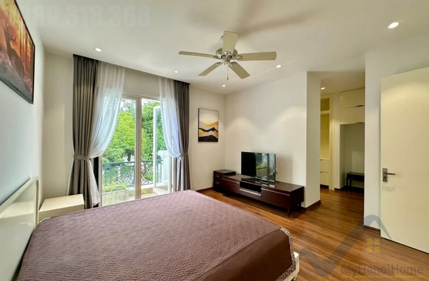 Xem ảnh 8: Ảnh 8: Biệt thự căn góc đơn lập Vinhomes Riverside cho thuê