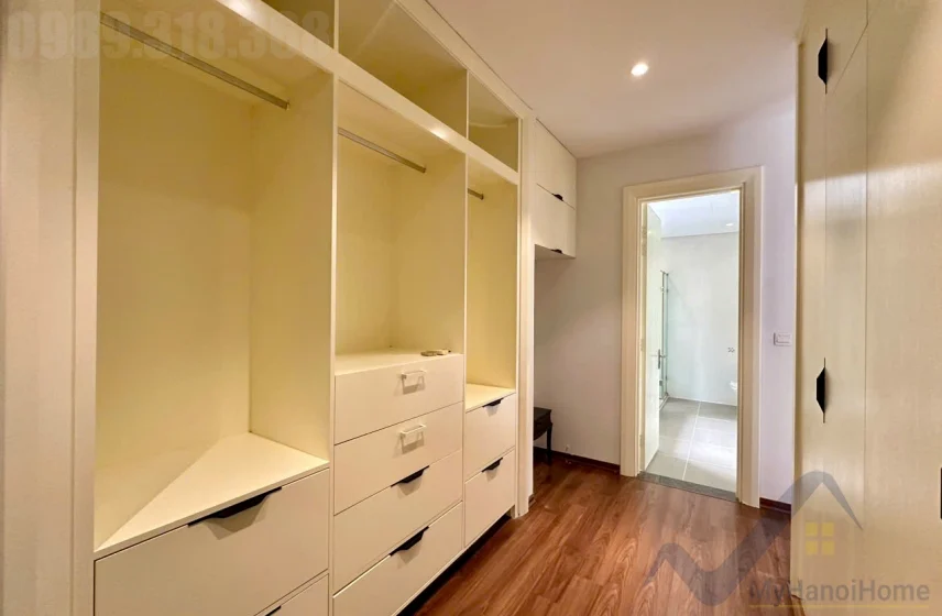 Xem ảnh 9: Ảnh 9: Biệt thự căn góc đơn lập Vinhomes Riverside cho thuê