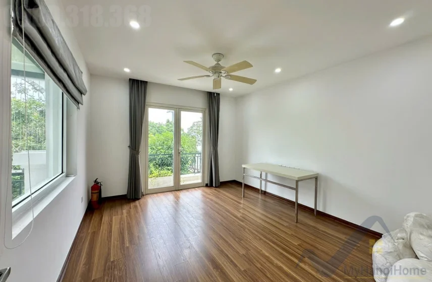 Xem ảnh 12: Ảnh 12: Biệt thự căn góc đơn lập Vinhomes Riverside cho thuê