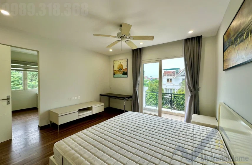 Xem ảnh 16: Ảnh 16: Biệt thự căn góc đơn lập Vinhomes Riverside cho thuê