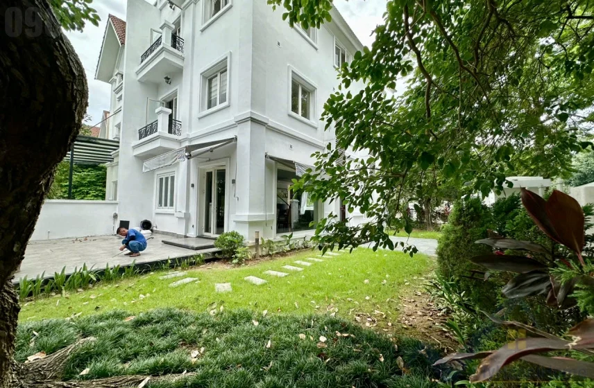 Xem ảnh 21: Ảnh 21: Biệt thự căn góc đơn lập Vinhomes Riverside cho thuê
