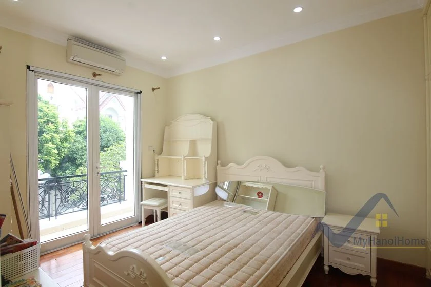 Xem ảnh 4: Ảnh 4: Biệt thự cho thuê gần trường BIS Vinhomes Riverside