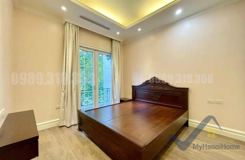 Xem ảnh 10: Ảnh 10: Biệt thự cho thuê tại KĐT Vinhomes Riverside gần BIS, có nội thất
