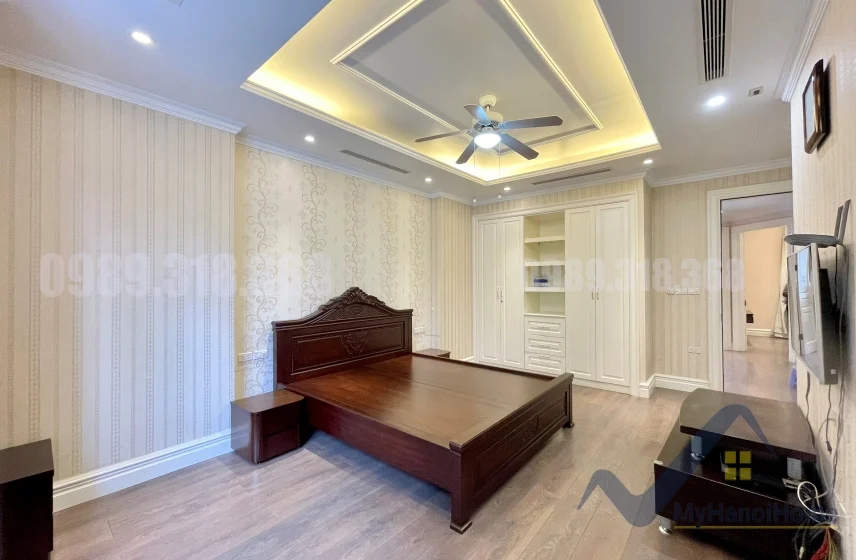 Xem ảnh 13: Ảnh 13: Biệt thự cho thuê tại KĐT Vinhomes Riverside gần BIS, có nội thất