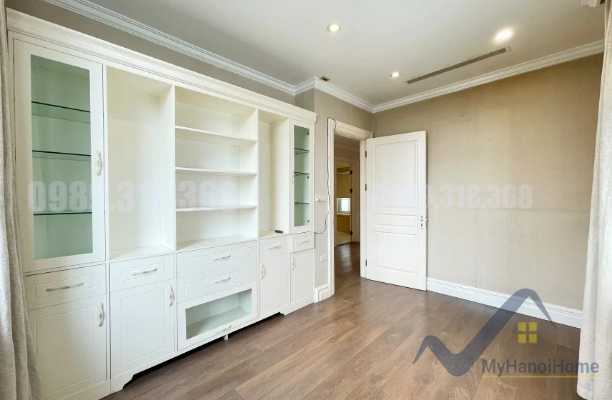 Xem ảnh 19: Ảnh 19: Biệt thự cho thuê tại KĐT Vinhomes Riverside gần BIS, có nội thất