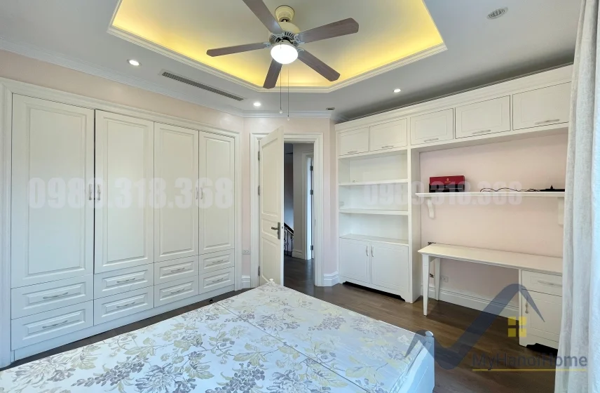 Xem ảnh 24: Ảnh 24: Biệt thự cho thuê tại KĐT Vinhomes Riverside gần BIS, có nội thất