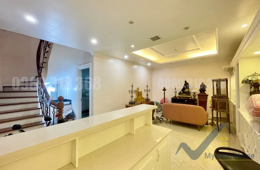 Xem ảnh 31: Ảnh 31: Biệt thự cho thuê tại KĐT Vinhomes Riverside gần BIS, có nội thất