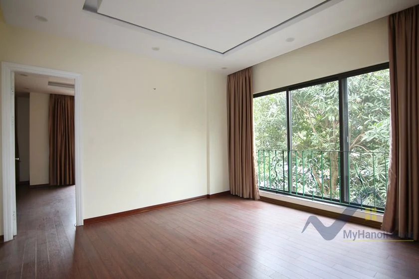 Xem ảnh 4: Ảnh 4: Biệt thự cho thuê Vinhome Riverside không đồ gần BIS