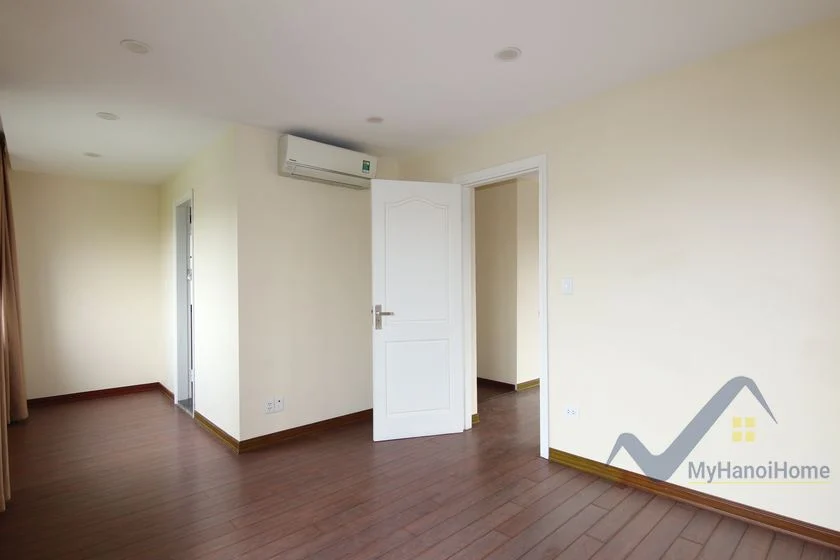 Xem ảnh 9: Ảnh 9: Biệt thự cho thuê Vinhome Riverside không đồ gần BIS