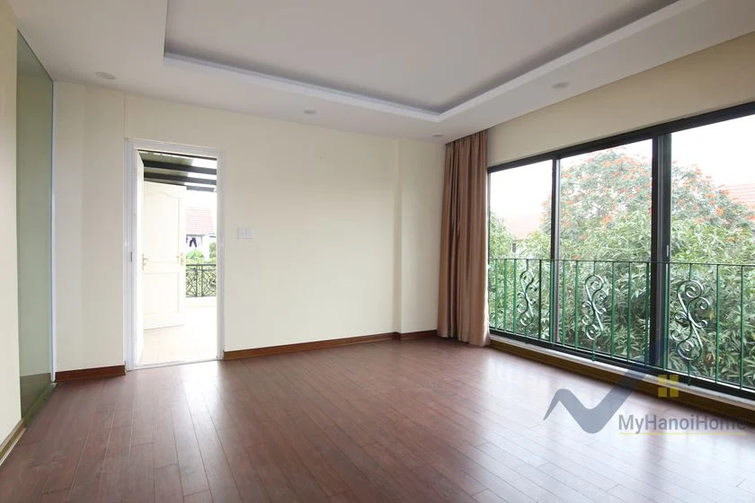 Xem ảnh 12: Ảnh 12: Biệt thự cho thuê Vinhome Riverside không đồ gần BIS