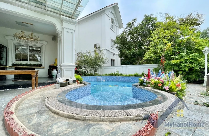 Xem ảnh 2: Ảnh 2: Biệt thự cho thuê Vinhomes Riverside đơn lập, có bể bơi, thang máy
