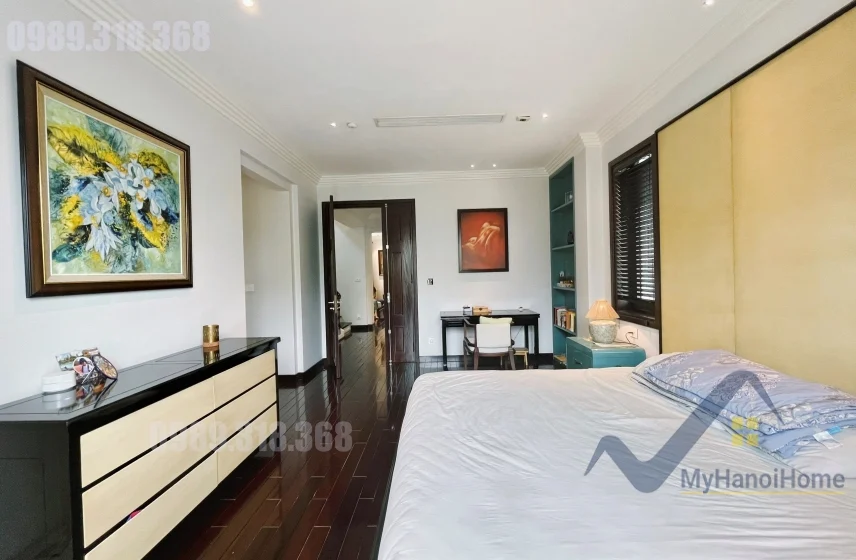 Xem ảnh 12: Ảnh 12: Biệt thự cho thuê Vinhomes Riverside, đơn lập có tầng hầm