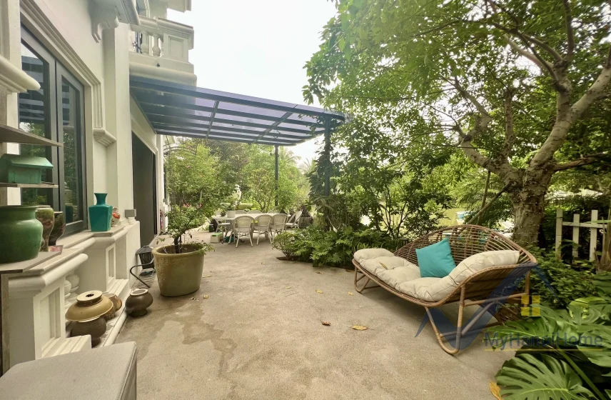 Xem ảnh 4: Ảnh 4: Biệt thự cho thuê Vinhomes Riverside đơn lập nội thất Indochine