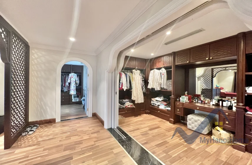 Xem ảnh 20: Ảnh 20: Biệt thự cho thuê Vinhomes Riverside đơn lập nội thất Indochine
