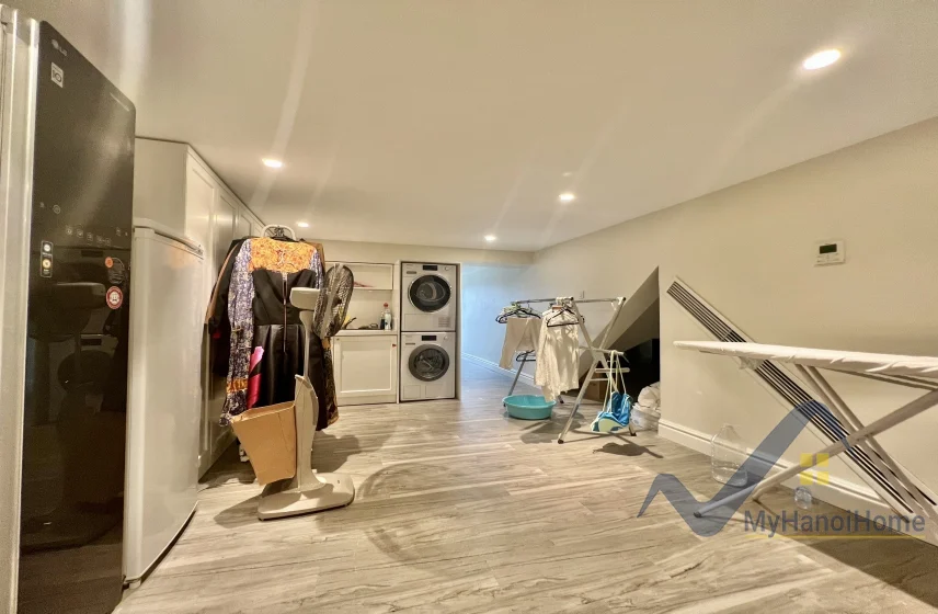 Xem ảnh 30: Ảnh 30: Biệt thự cho thuê Vinhomes Riverside đơn lập nội thất Indochine