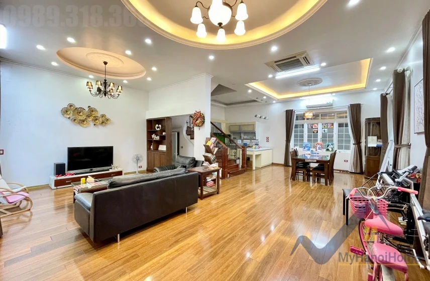 Xem ảnh 2: Ảnh 2: Biệt thự cho thuê Vinhomes Riverside đủ nội thất gồm 3PN