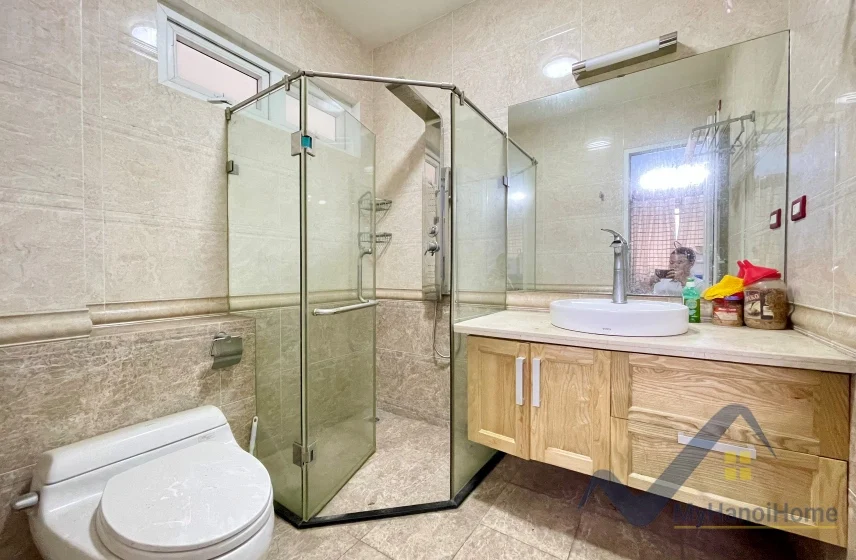 Xem ảnh 8: Ảnh 8: Biệt thự cho thuê Vinhomes Riverside đủ nội thất gồm 3PN