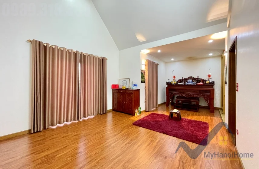 Xem ảnh 9: Ảnh 9: Biệt thự cho thuê Vinhomes Riverside đủ nội thất gồm 3PN