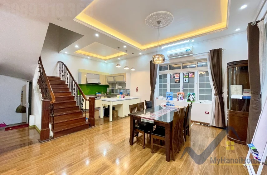Xem ảnh 12: Ảnh 12: Biệt thự cho thuê Vinhomes Riverside đủ nội thất gồm 3PN
