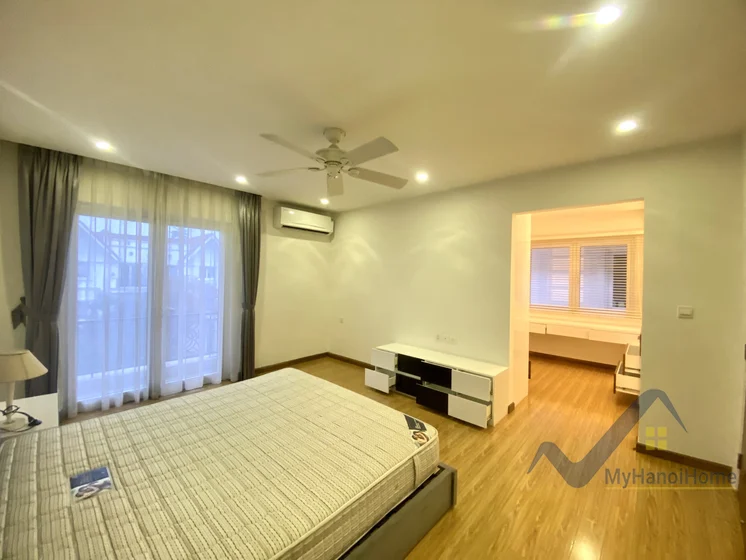Xem ảnh 7: Ảnh 7: Biệt thự cho thuê Vinhomes Riverside khu Hoa Sữa, full nội thất