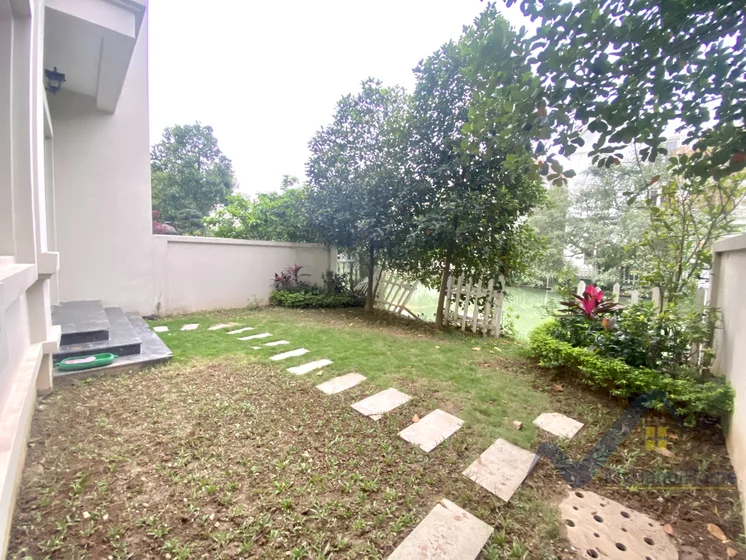 Xem ảnh 12: Ảnh 12: Biệt thự cho thuê Vinhomes Riverside khu Hoa Sữa, full nội thất