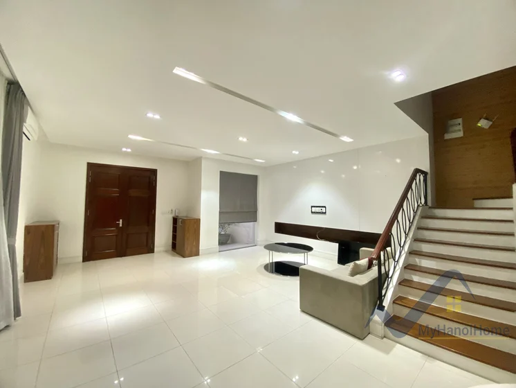 Xem ảnh 13: Ảnh 13: Biệt thự cho thuê Vinhomes Riverside khu Hoa Sữa, full nội thất