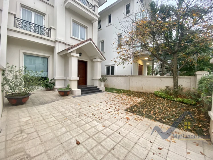 Xem ảnh 14: Ảnh 14: Biệt thự cho thuê Vinhomes Riverside khu Hoa Sữa, full nội thất
