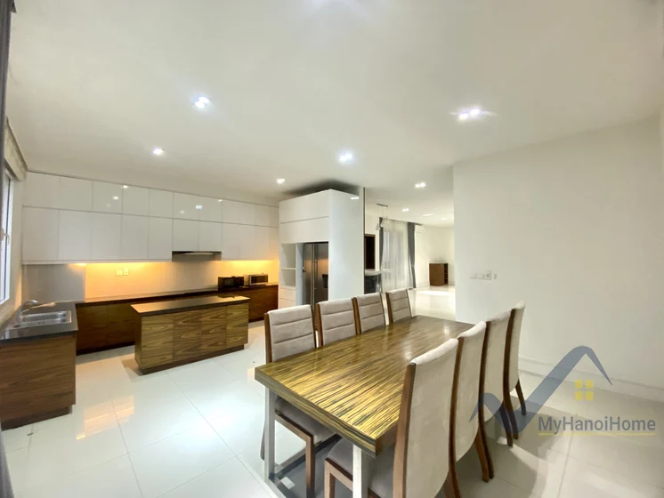 Xem ảnh 17: Ảnh 17: Biệt thự cho thuê Vinhomes Riverside khu Hoa Sữa, full nội thất