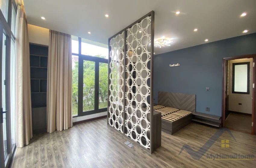 Xem ảnh 21: Ảnh 21: Biệt thự cho thuê Vinhomes Riverside khu yên tĩnh, full đồ 3 phòng ngủ