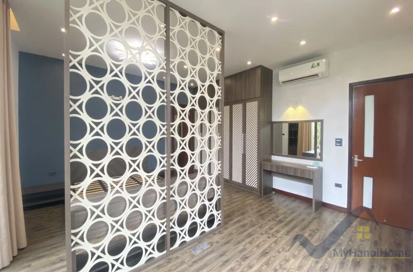 Xem ảnh 22: Ảnh 22: Biệt thự cho thuê Vinhomes Riverside khu yên tĩnh, full đồ 3 phòng ngủ