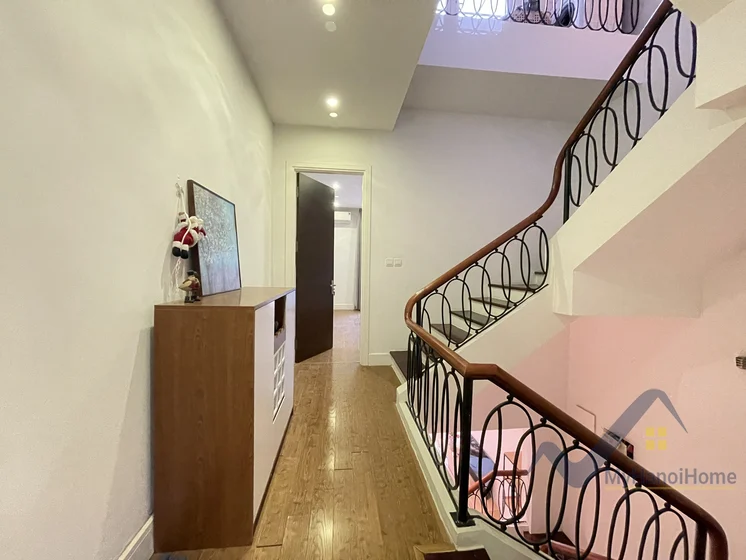 Xem ảnh 4: Ảnh 4: Biệt thự cho thuê Vinhomes Riverside song lập, có sông