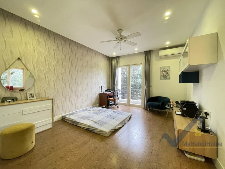 Xem ảnh 5: Ảnh 5: Biệt thự cho thuê Vinhomes Riverside song lập, có sông