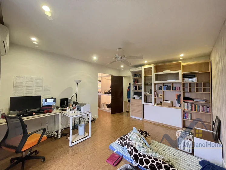 Xem ảnh 9: Ảnh 9: Biệt thự cho thuê Vinhomes Riverside song lập, có sông