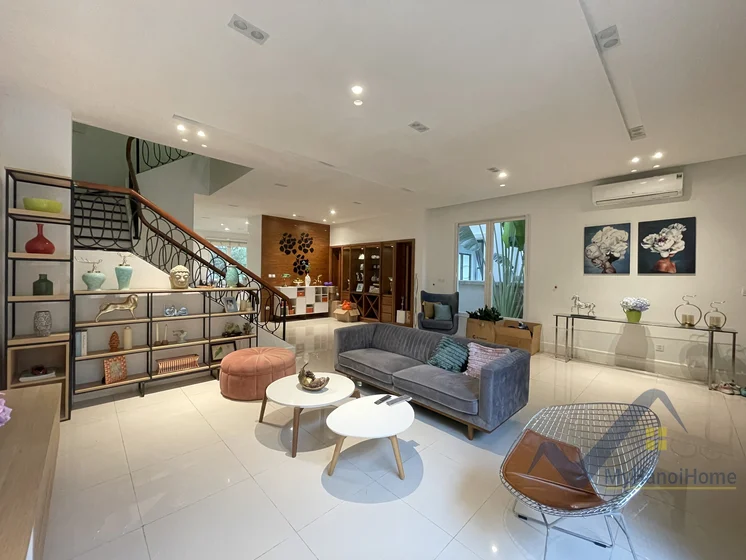 Xem ảnh 13: Ảnh 13: Biệt thự cho thuê Vinhomes Riverside song lập, có sông