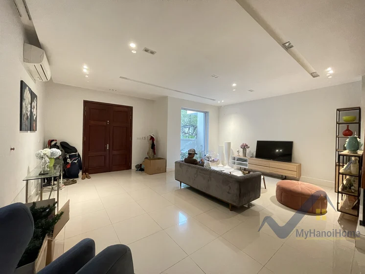 Xem ảnh 17: Ảnh 17: Biệt thự cho thuê Vinhomes Riverside song lập, có sông