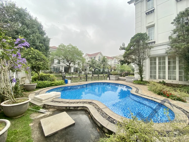 Xem ảnh 2: Ảnh 2: Biệt thự có bể bơi cho thuê tại Vinhomes Riverside, 4PN