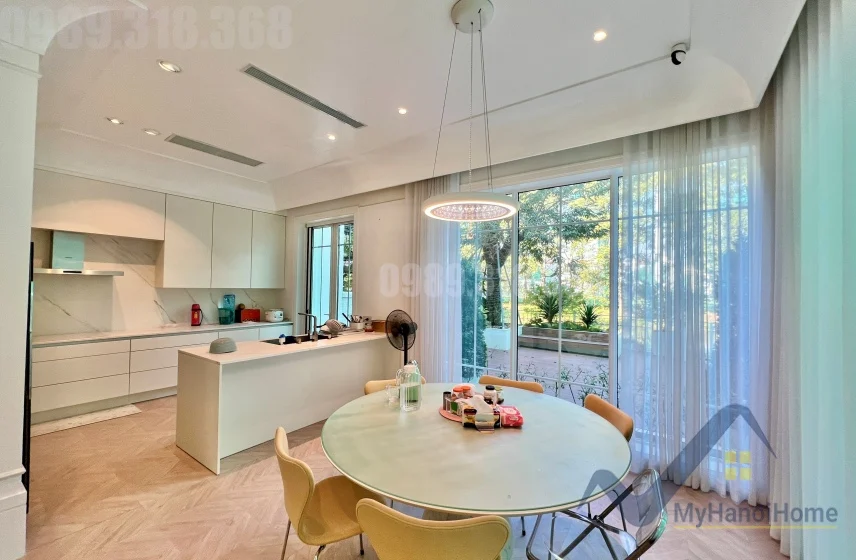 Xem ảnh 5: Ảnh 5: Biệt thự có thang máy cho thuê Vinhomes Riverside nội thất hiện đại