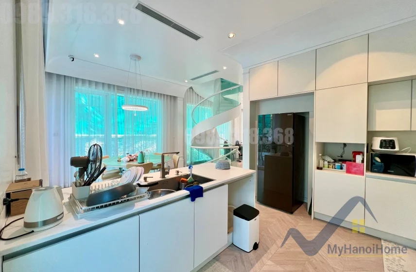 Xem ảnh 8: Ảnh 8: Biệt thự có thang máy cho thuê Vinhomes Riverside nội thất hiện đại