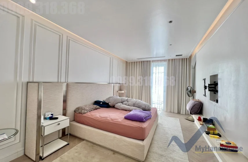 Xem ảnh 11: Ảnh 11: Biệt thự có thang máy cho thuê Vinhomes Riverside nội thất hiện đại