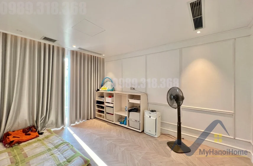 Xem ảnh 17: Ảnh 17: Biệt thự có thang máy cho thuê Vinhomes Riverside nội thất hiện đại