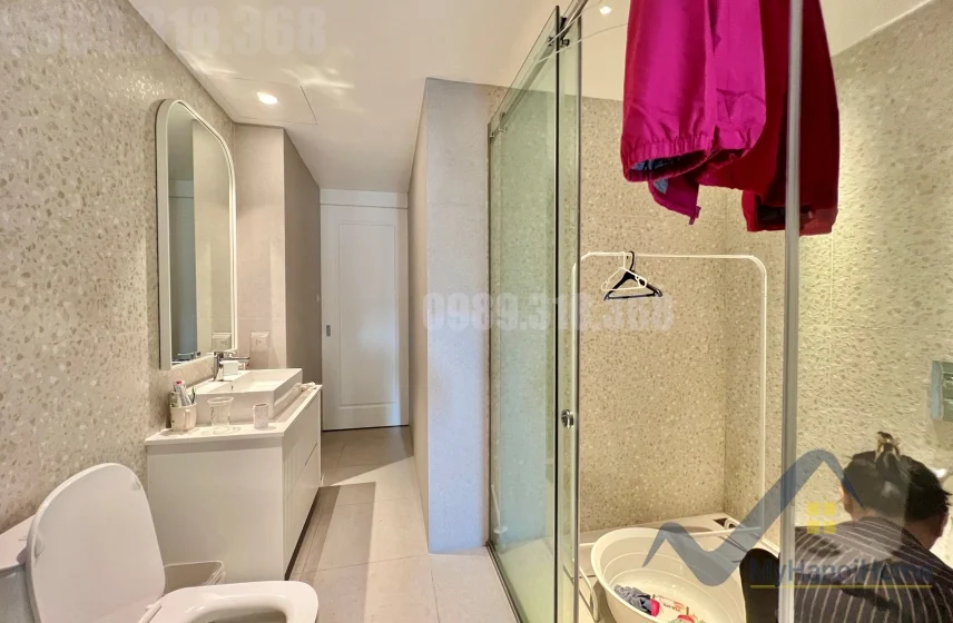 Xem ảnh 20: Ảnh 20: Biệt thự có thang máy cho thuê Vinhomes Riverside nội thất hiện đại