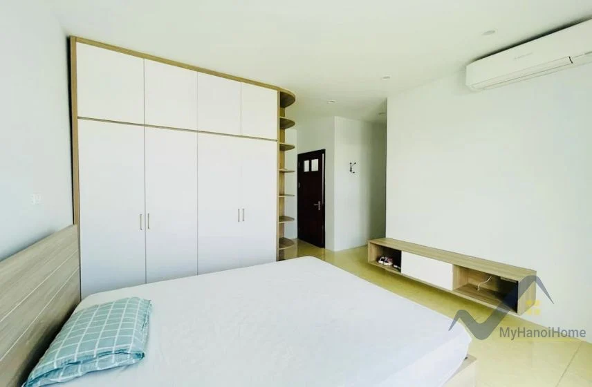Xem ảnh 2: Ảnh 2: Biệt thự đồ cơ bản cho thuê tại The Harmony, 4PN gần Vinschool