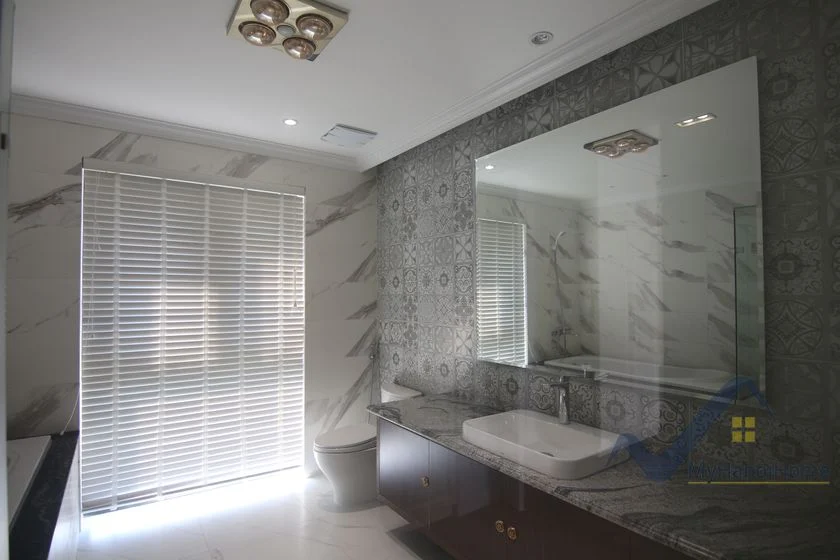 Xem ảnh 12: Ảnh 12: Biệt thự đơn lập cho thuê tại Vinhome Riverside, 5PN full nội thất