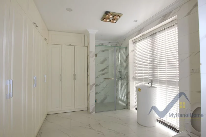 Xem ảnh 17: Ảnh 17: Biệt thự đơn lập cho thuê tại Vinhome Riverside, 5PN full nội thất